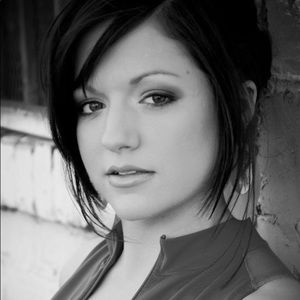 Meet your Posher, Caitlin